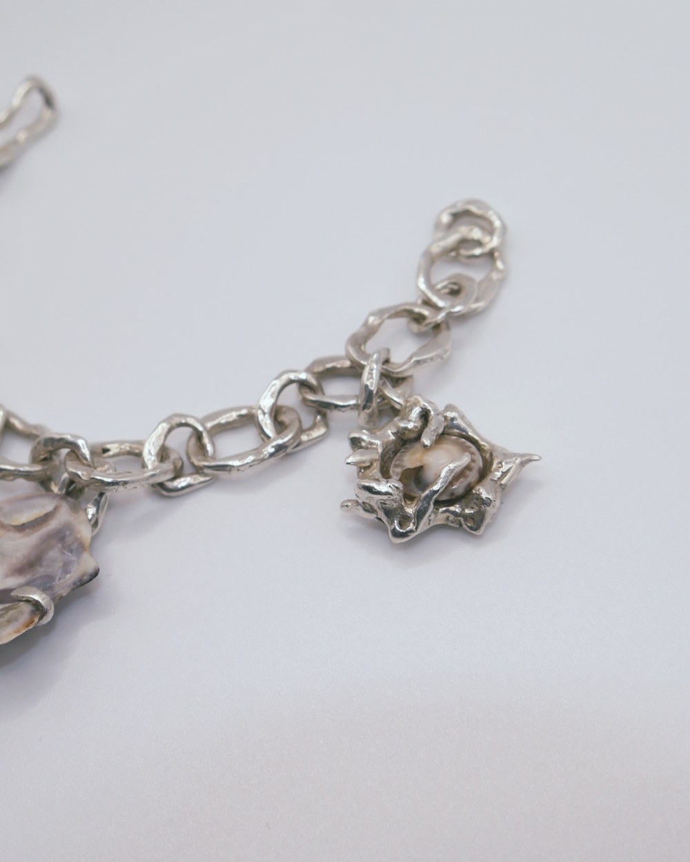Hand-crafted silver, shell and stone jewellery by Leomour